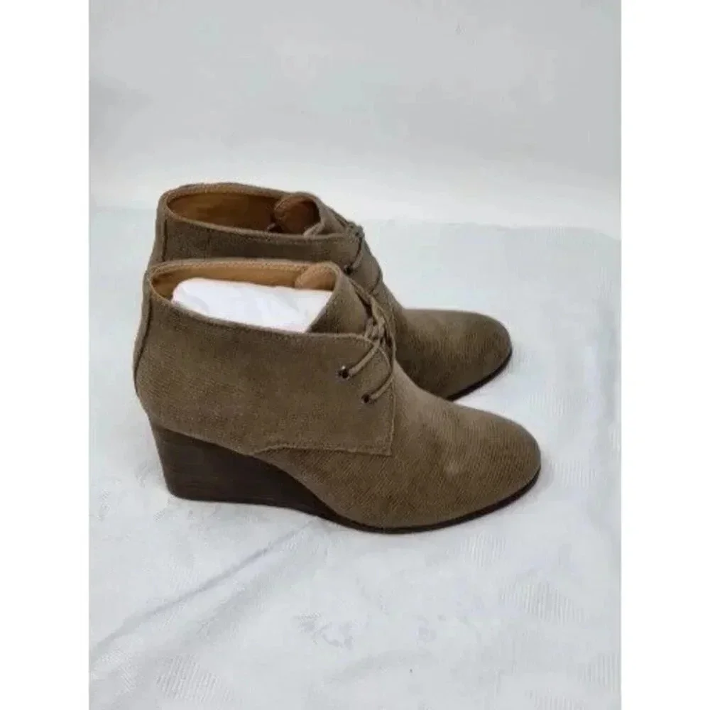 Lucky Brand  Shijo ankle boots  Antique Green Corduroy Size 10 M
